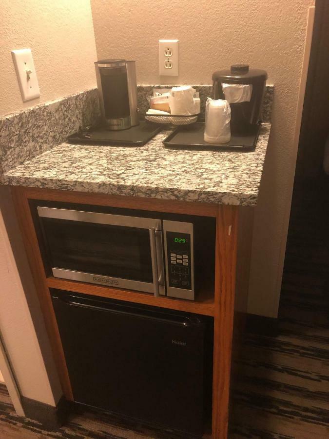 Country Inn & Suites By Radisson, Nashville Airport East, Tn Dış mekan fotoğraf